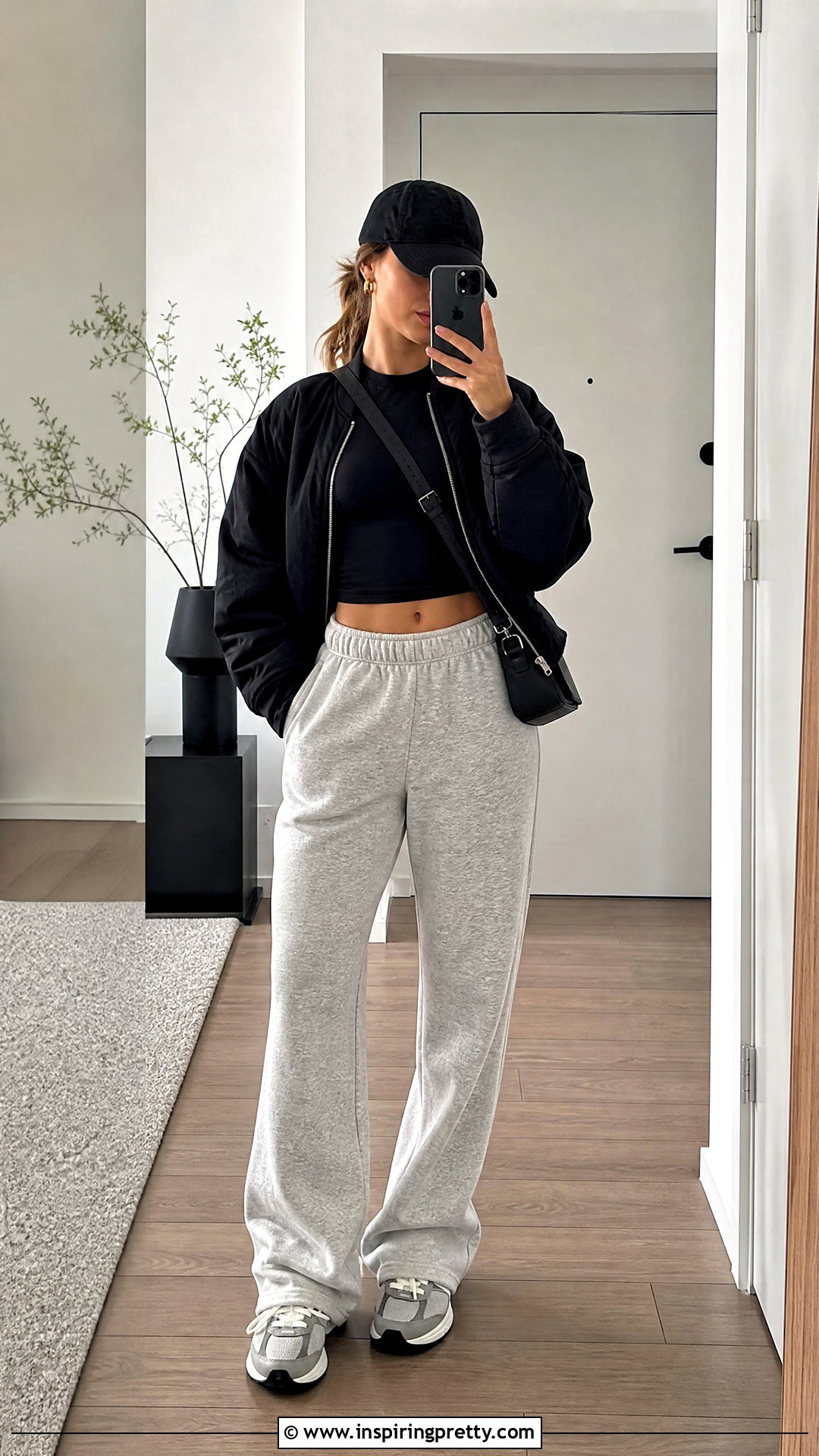Alo Yoga Black Top With Gray Sweatpants - 25 alo yoga black top outfit ideas