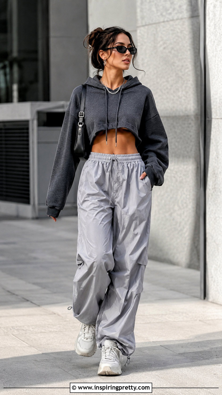Baggy Crop Top Hoodie With Parachute Pants - 25 Baggy Crop Top Hoodie outfit ideas