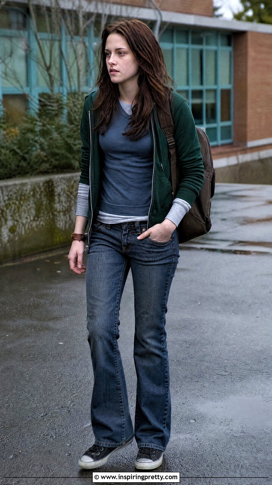 Bella Swan Blue T Shirt and Gray Thermal Outfit - 25 Bella Swan Style Tops outfit ideas