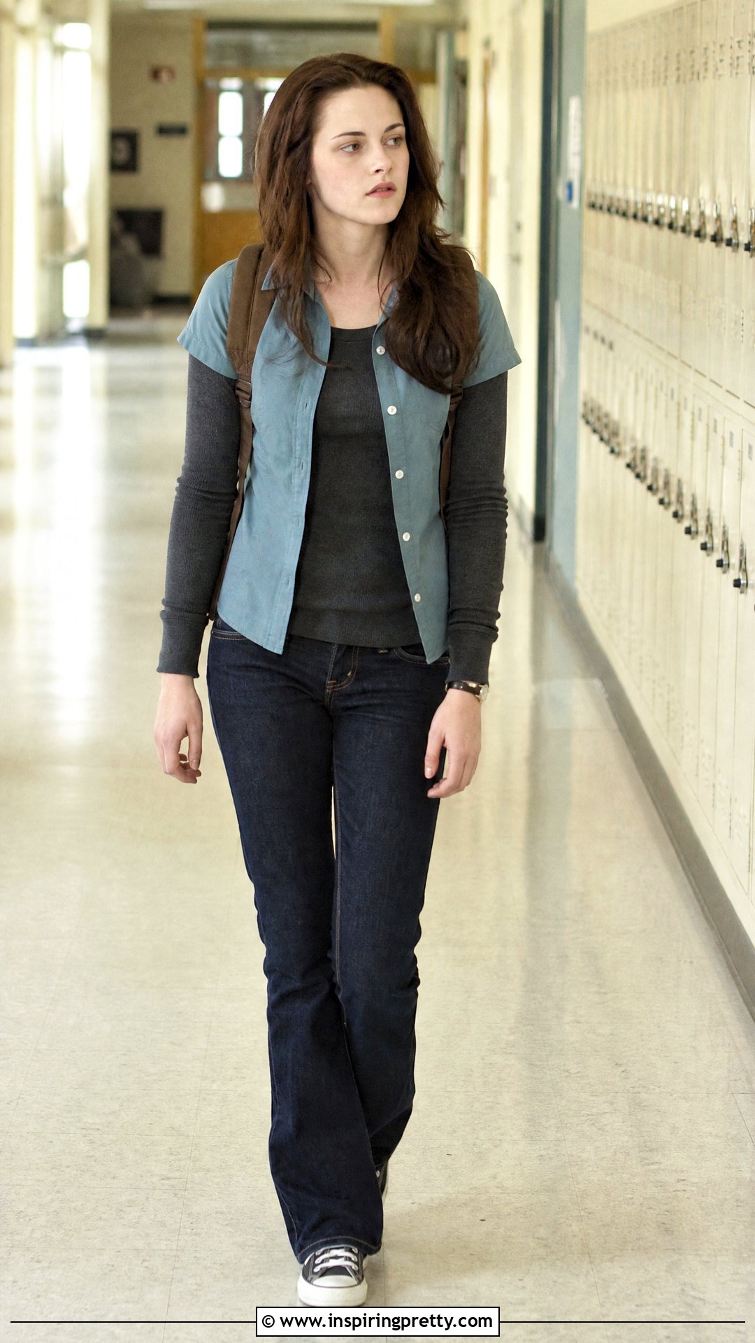 Bella Swan Gray Thermal and Short Sleeve Shirt Outfit - 25 Bella Swan Style Tops outfit ideas