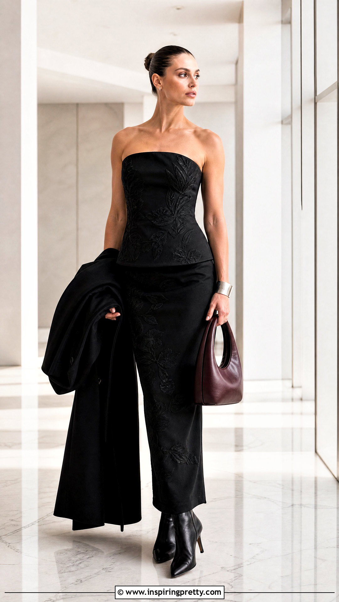 Black Alabama Chanin Corset Top With Column Skirt - 20 Alabama Chanin Corset Top outfit ideas