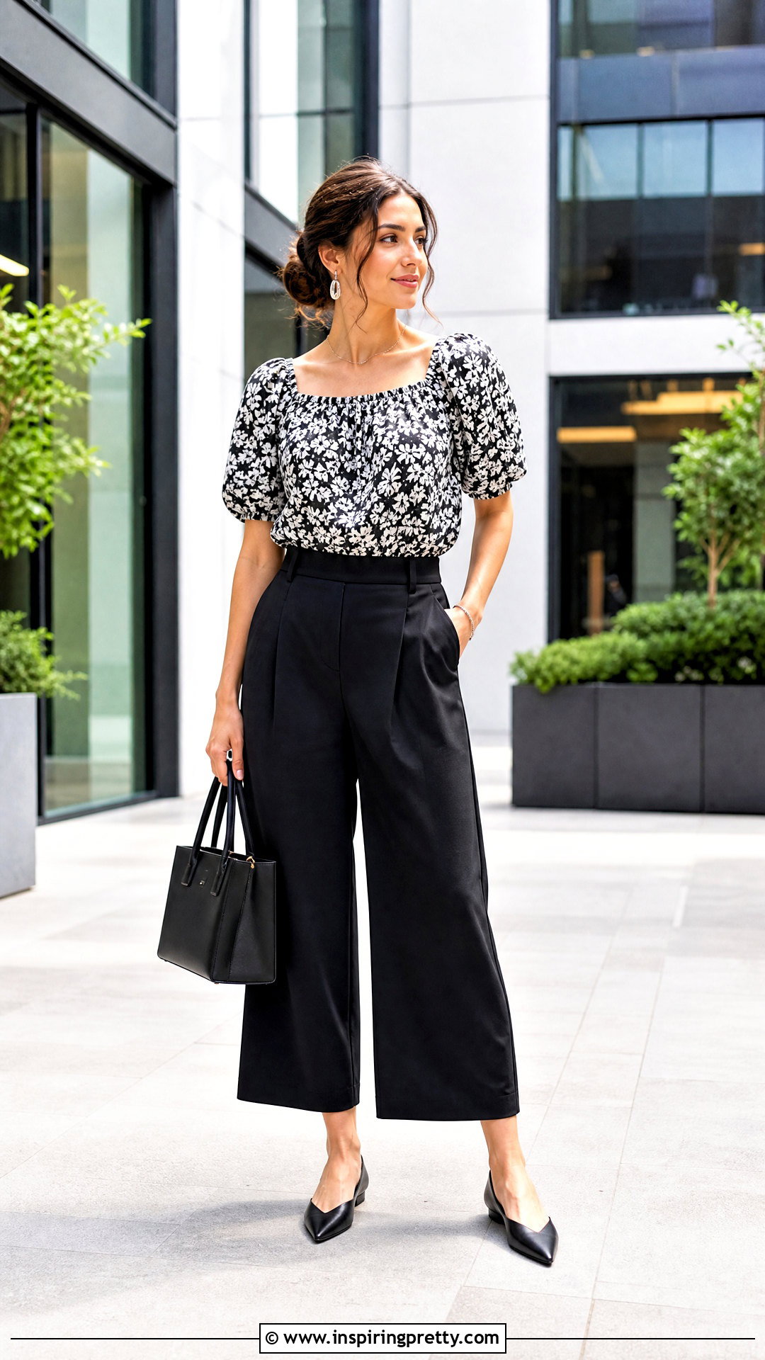 Black And White Peasant Top With Culottes - 20 Black And White Peasant Top outfit ideas