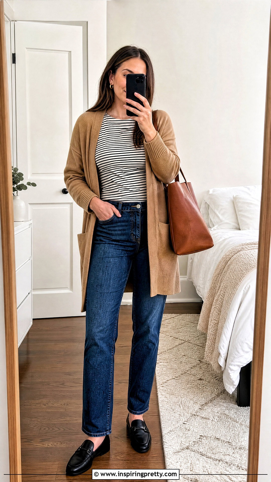 Black And White Vertical Striped Top With A Cardigan - 20 black and white vertical striped top outfit ideas