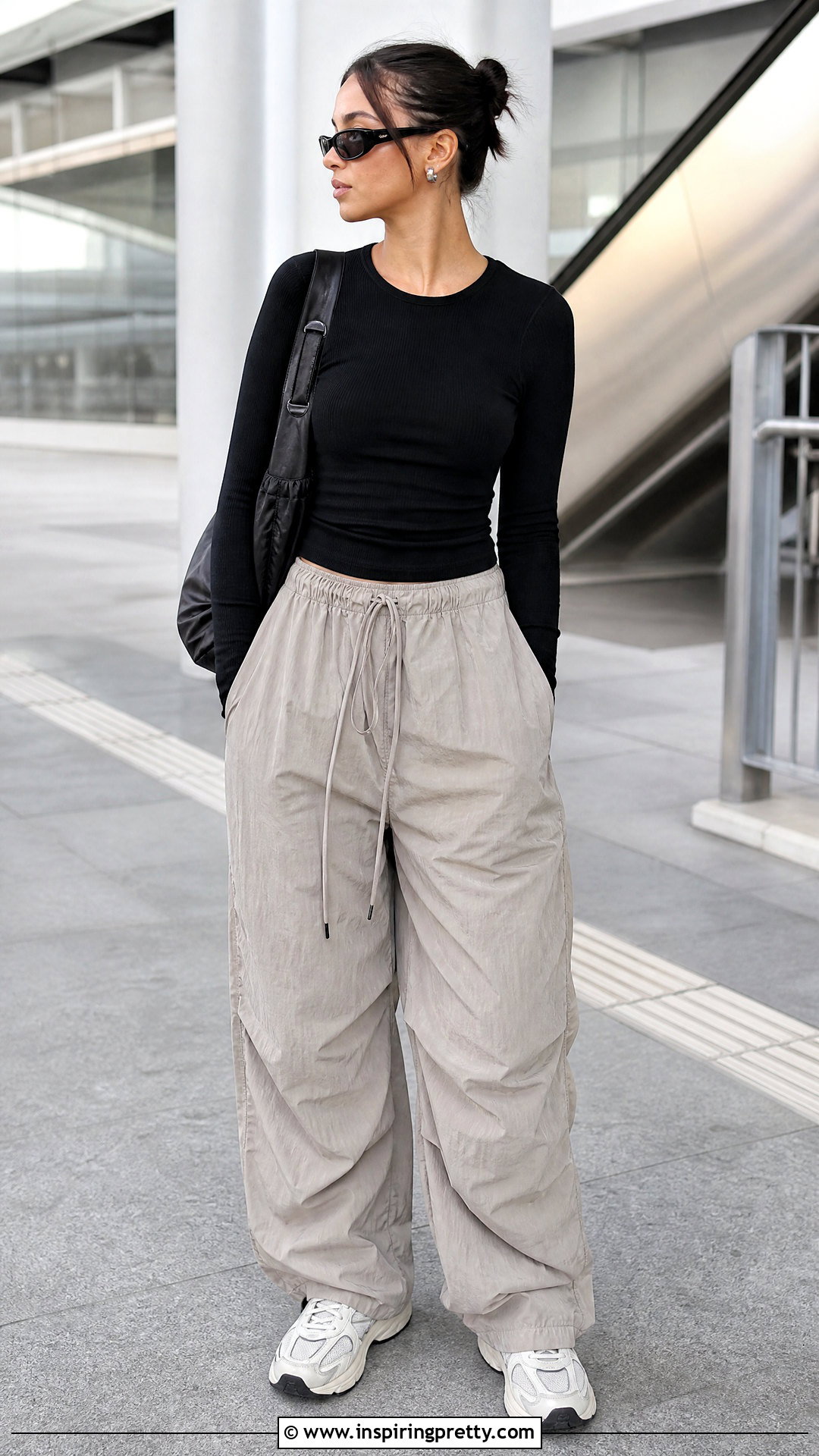 Black Basic Top With Parachute Pants And Chunky Sneakers - 50 black basic top outfit ideas