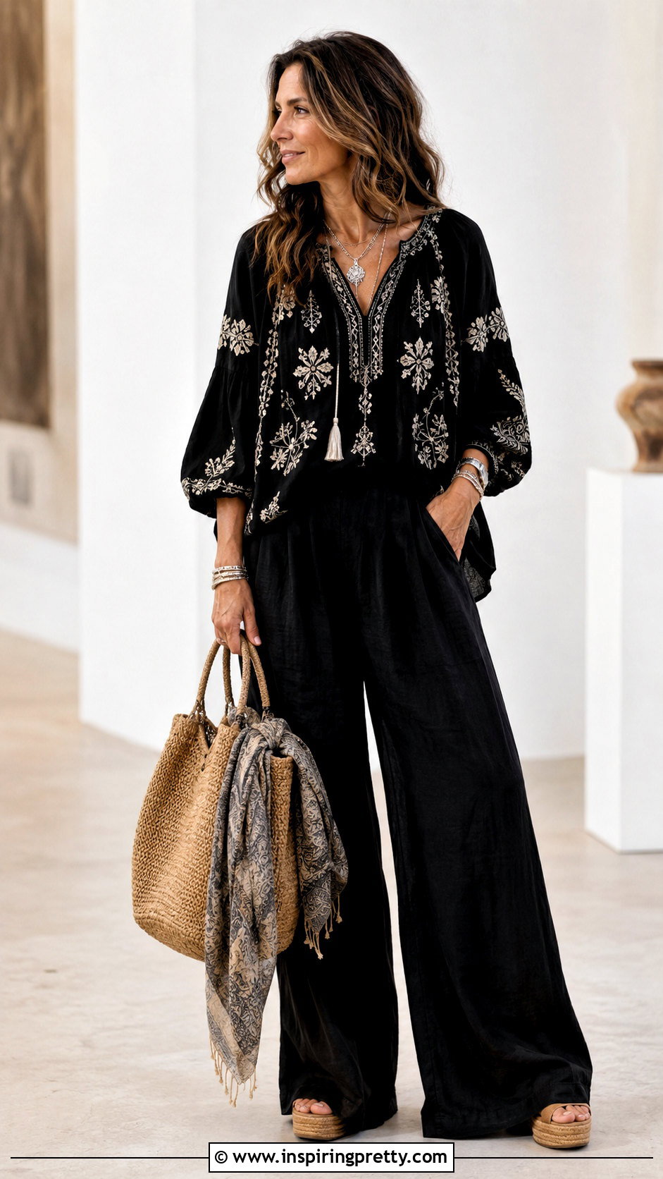 Black Boho Top With Black Wide Leg Pants - 20 Boho Style Black Top outfit ideas