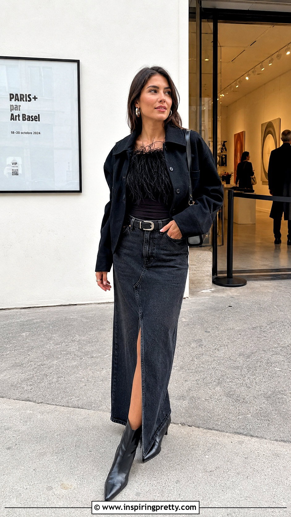 Black Feather Top With Denim Maxi Skirt - 25 Black Feather Tops outfit ideas