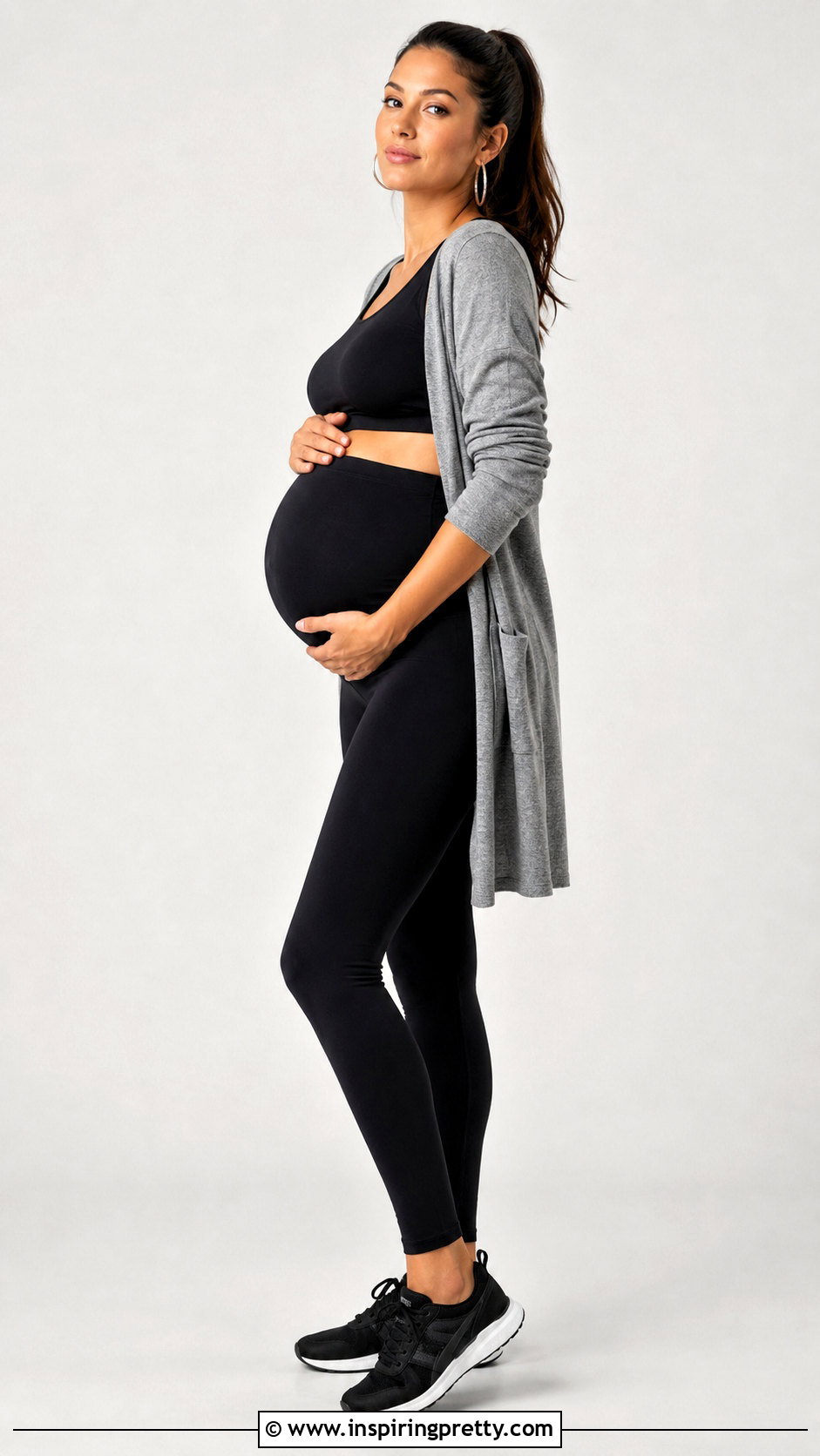 Black Maternity Crop Top And Leggings Photoshoot - 25 maternity crop top photoshoot ideas