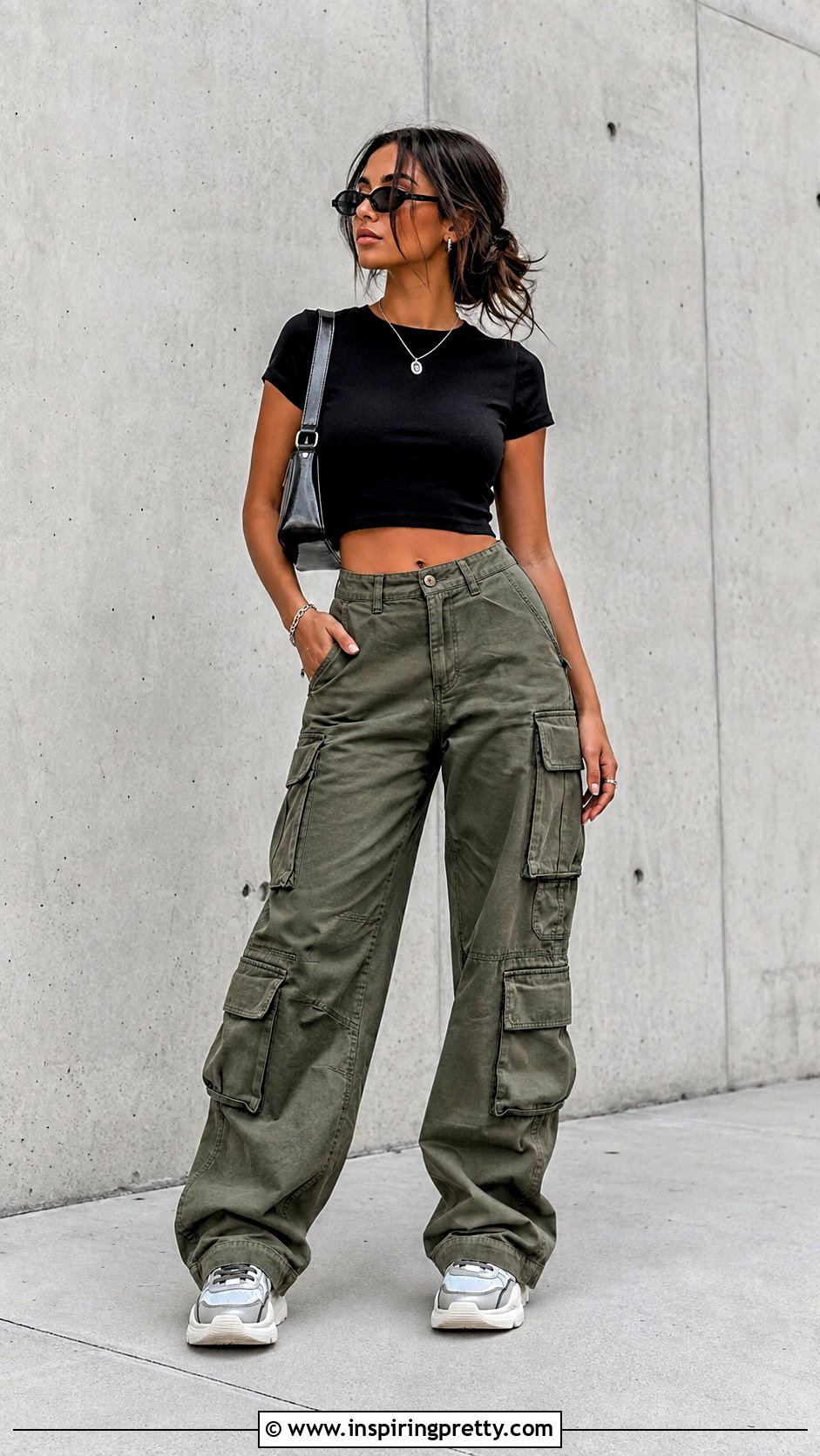 Black Short Crop Top With Cargo Pants - 50 short crop tops outfit ideas