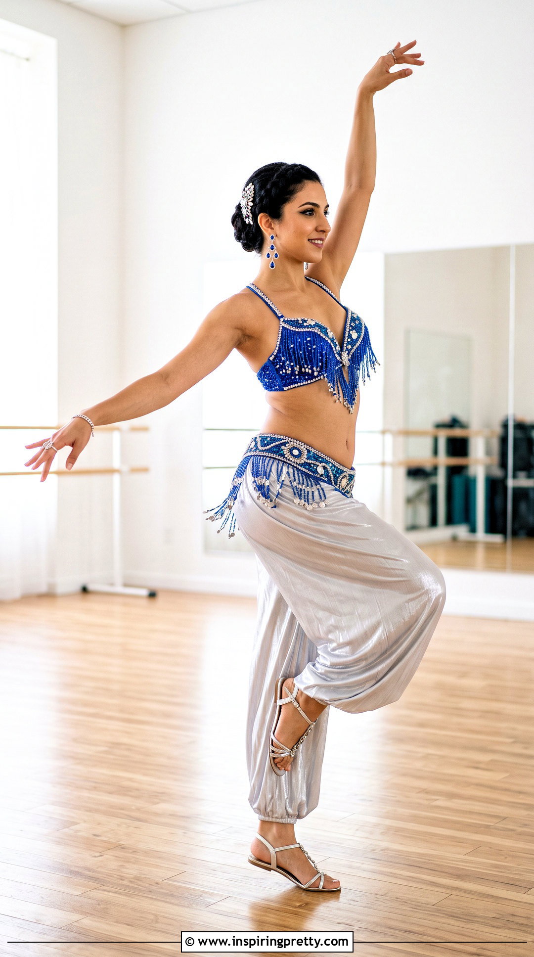 Blue Belly Dancing Top With Silver Harem Pants - 25 belly dancing tops outfit ideas