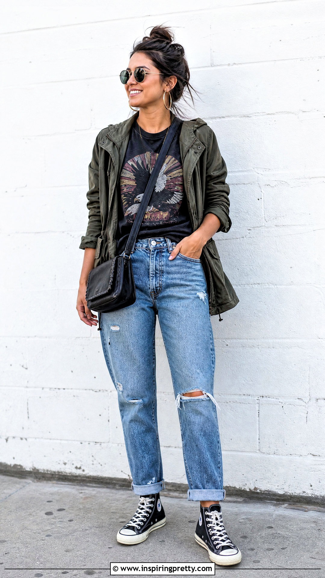 Blue Boyfriend Jeans And Black Graphic T Shirt Outfit - 50 blue jeans and black top outfit ideas