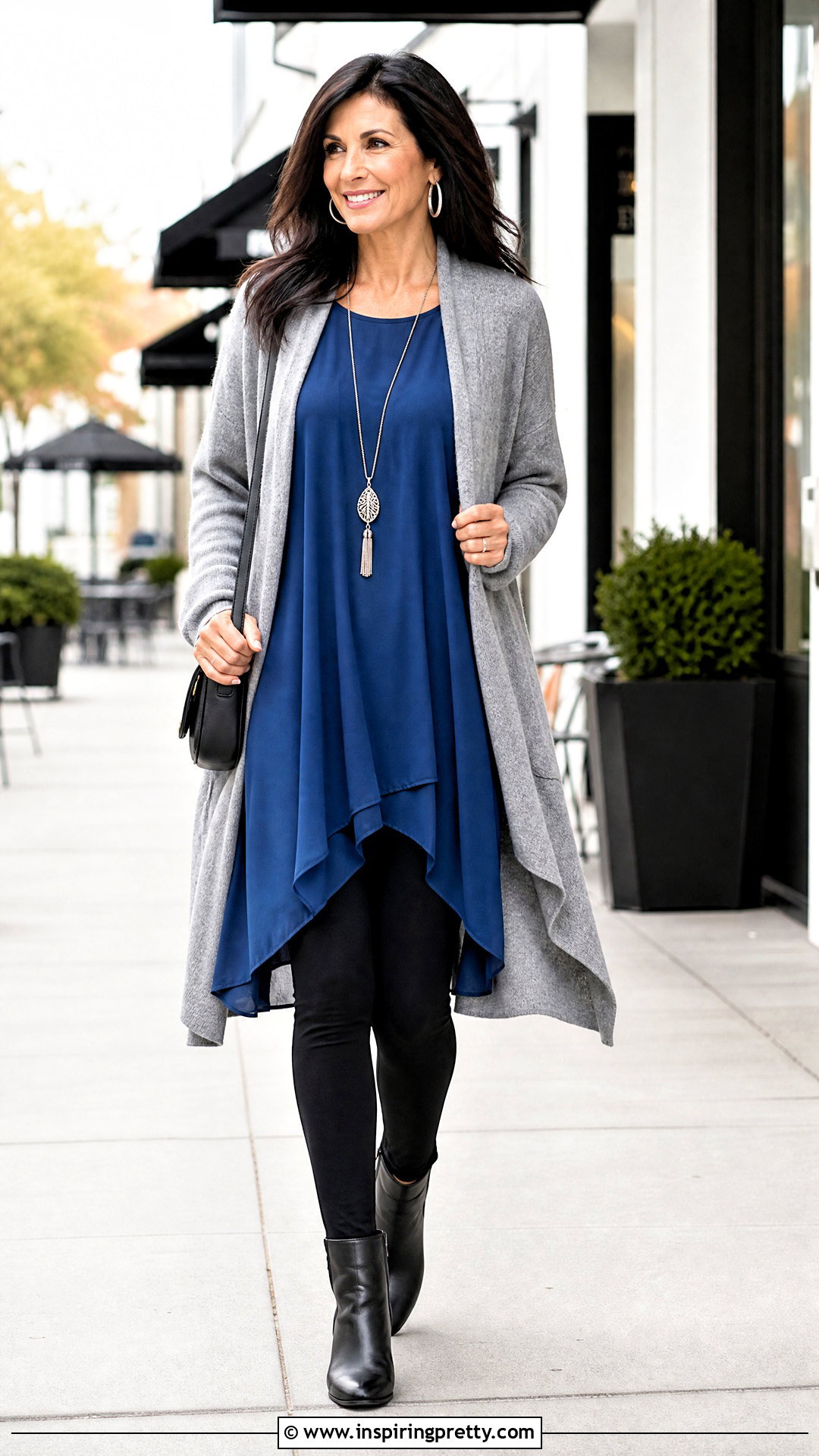 Blue Shivonne Tunic Top With Leggings - 25 Shivonne Tops outfit ideas