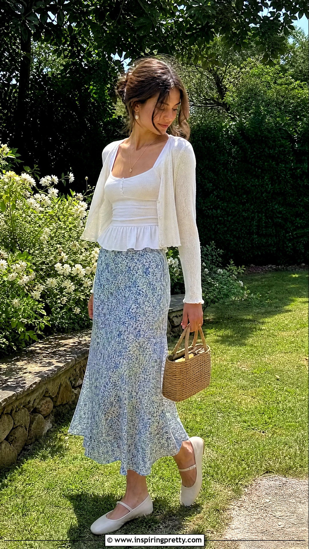 Brandy Melville Peplum Top With Floral Midi Skirt - 25 brandy melville peplum top outfit ideas