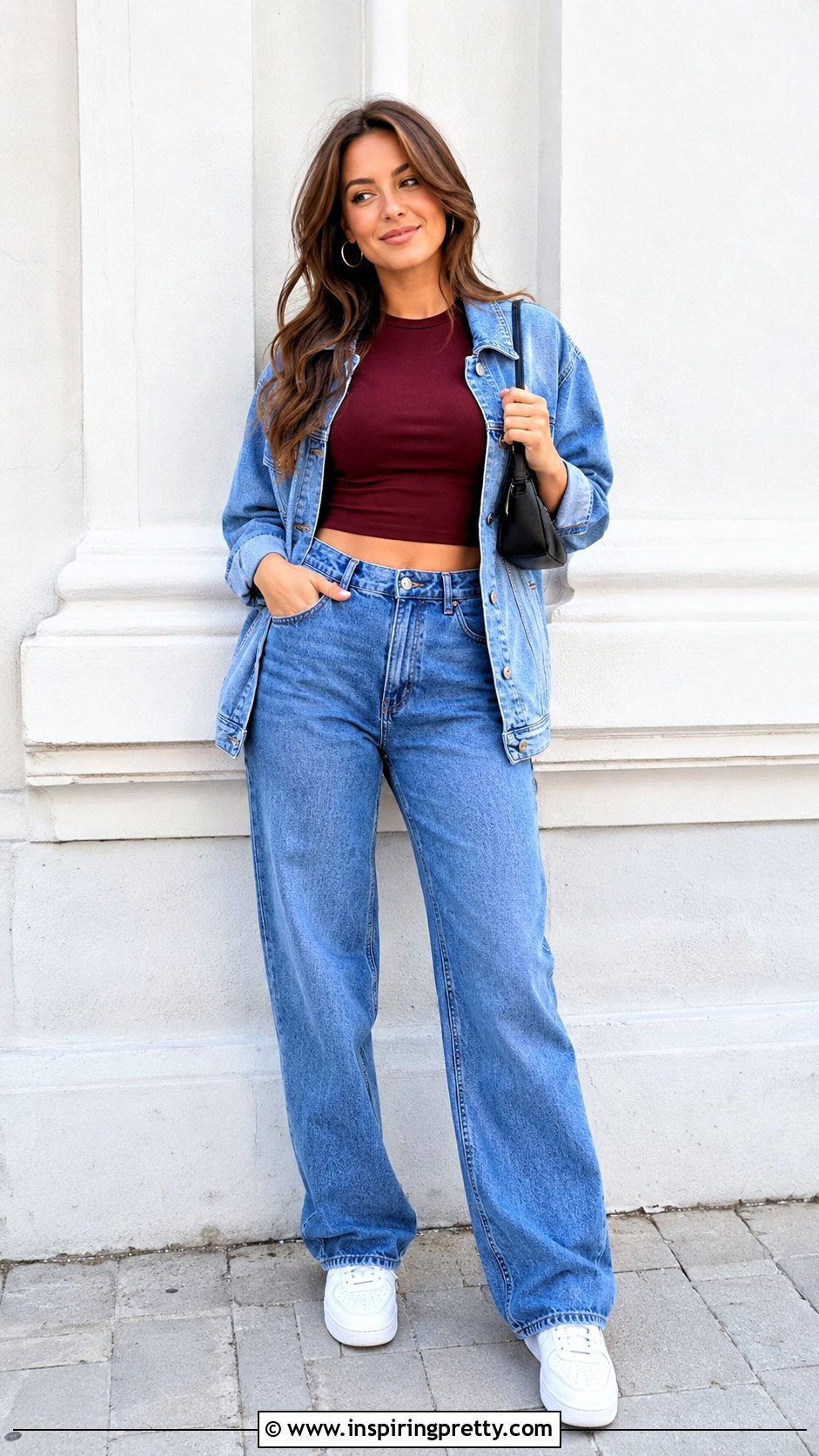Burgundy Crop Top With High Waisted Jeans - 50 burgundy top outfit ideas