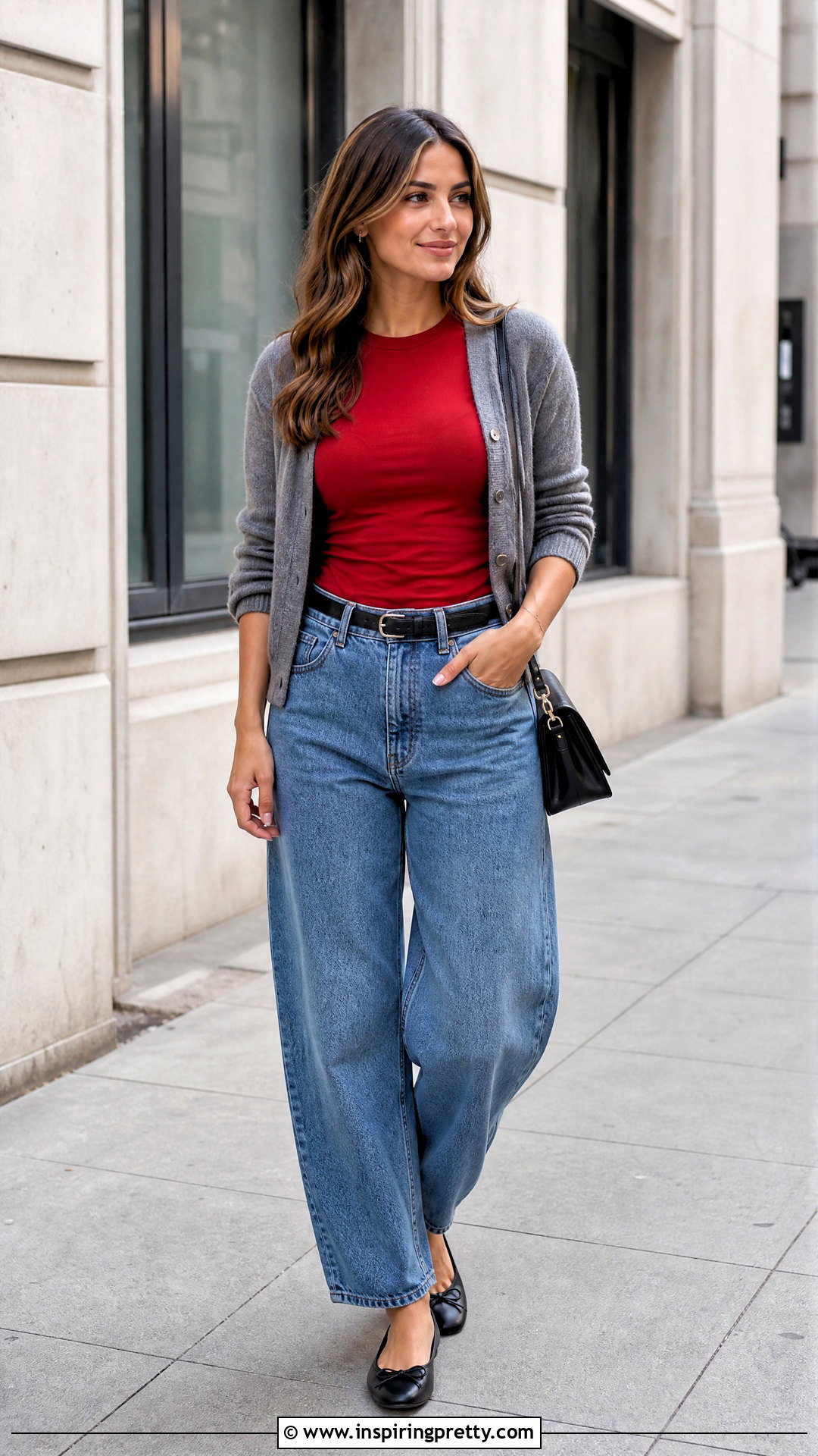Cap Sleeve Tight Top With Barrel Jeans - 50 tight top outfit ideas