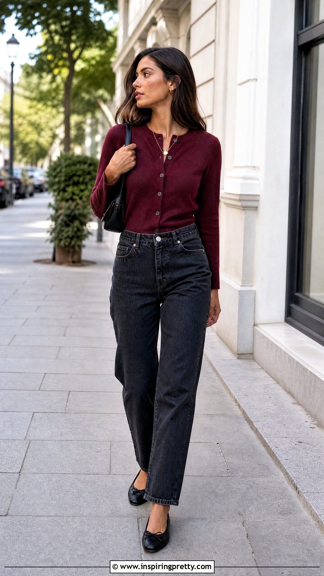 Cardigan Top With High Waisted Jeans - 50 trendy tops for women classy ideas