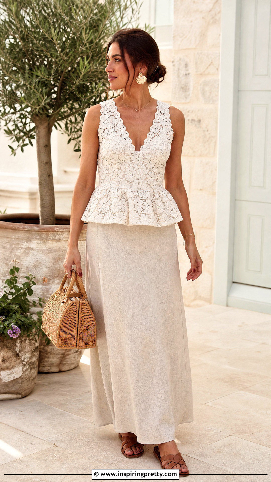 Cream Lace Peplum Top With Linen Maxi Skirt - 20 Lace Peplum Top Summer outfit ideas