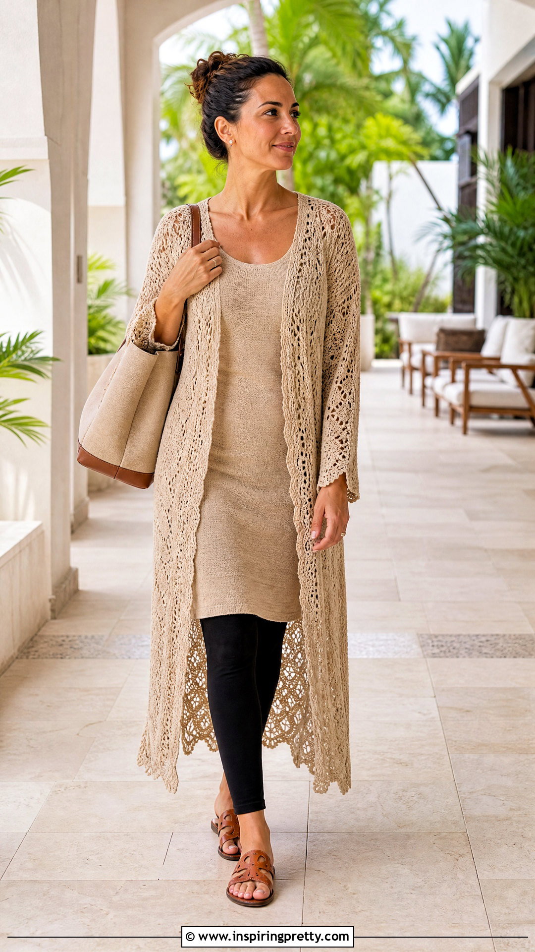 Crochet Tunic Top With Leggings And Sandals - 25 different types of crochet tops outfit ideas