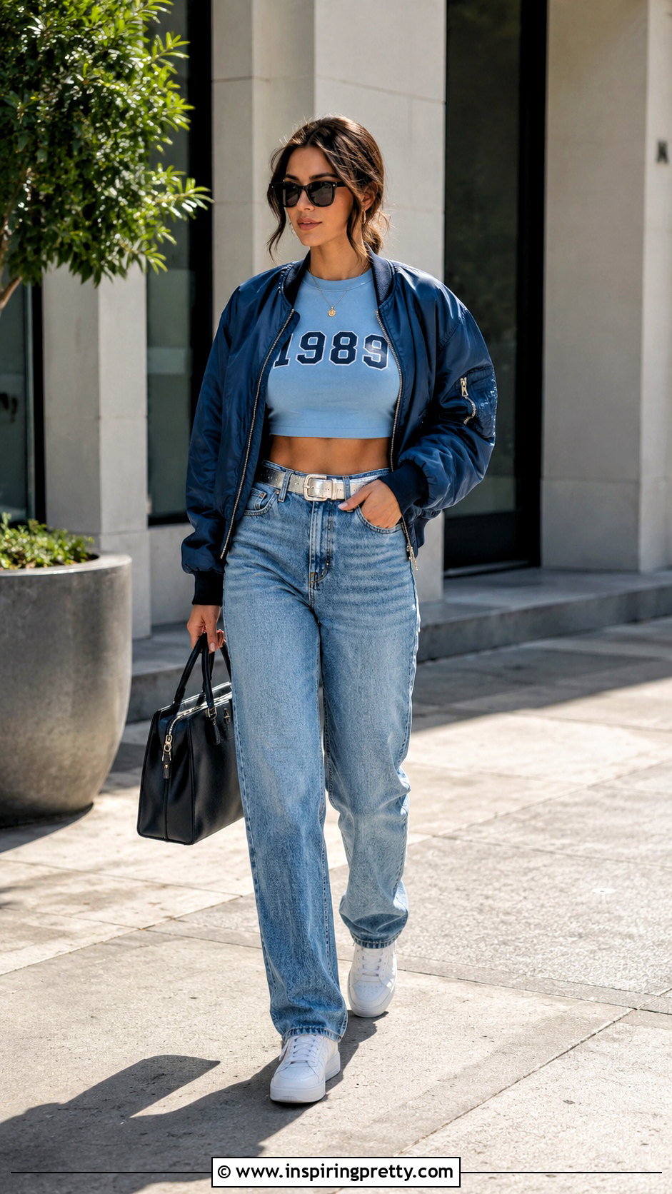 Crop Top With High Waisted Jeans - 20 1989 Crop Top outfit ideas