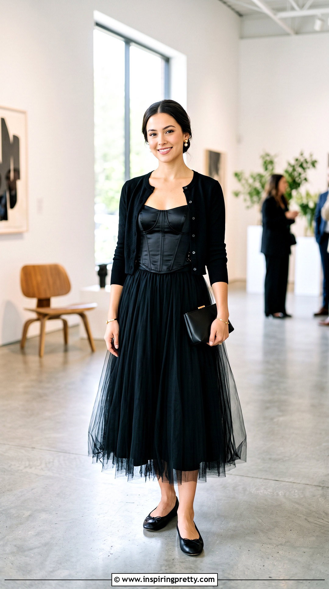 DIY Corset Top With A Tulle Midi Skirt - 50 diy corset top outfit ideas