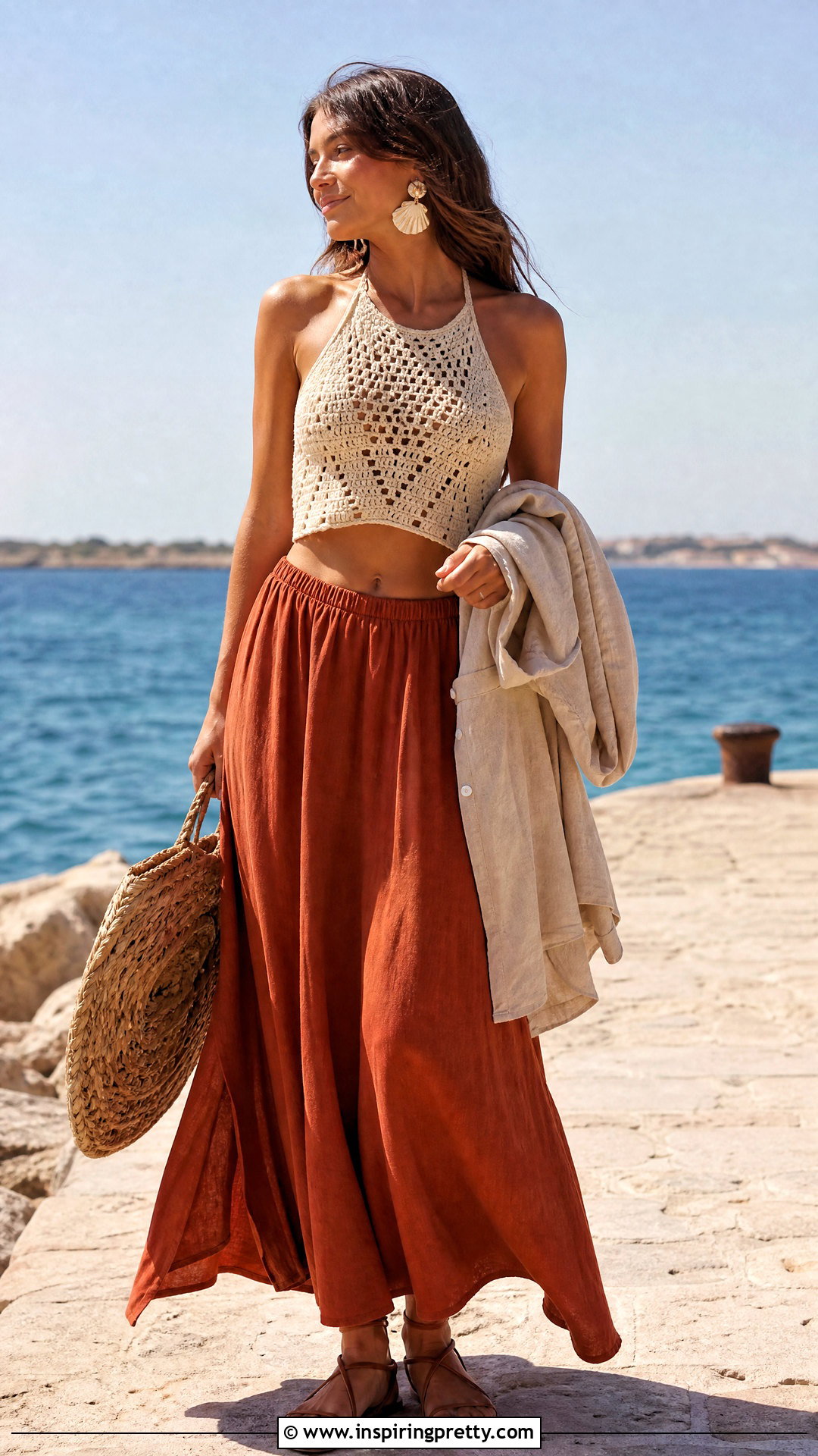 DIY Crochet Halter Top With A Maxi Skirt - 25 easy diy halter top outfit ideas