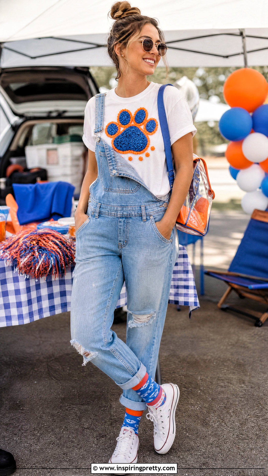 DIY Puff Paint Game Day Tee Outfit - 25 Game Day Tops Diy Ideas