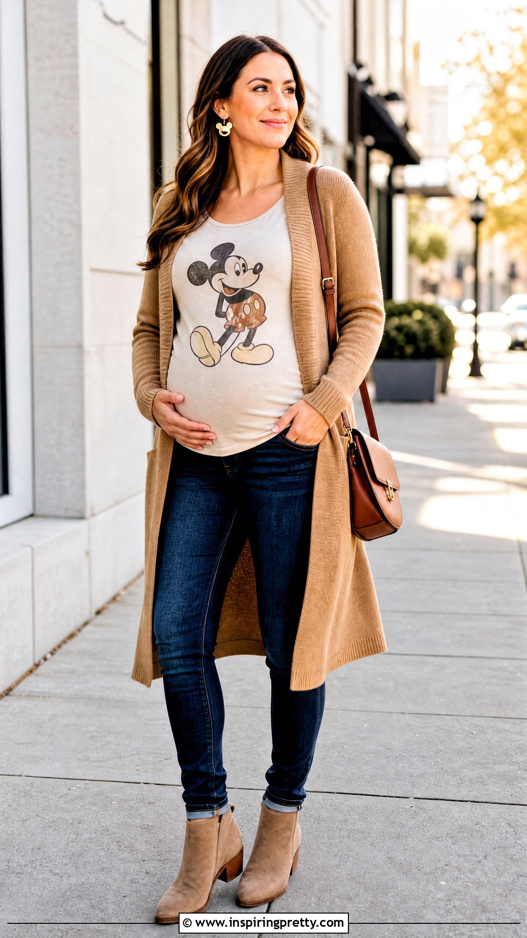 Disney Maternity Top With Maternity Jeans And Cardigan - 20 disney maternity top outfit ideas