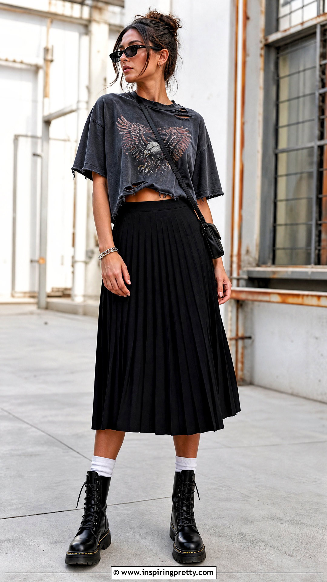 Distressed Graphic Tee And Pleated Skirt Outfit - 20 subversive diy top outfit ideas