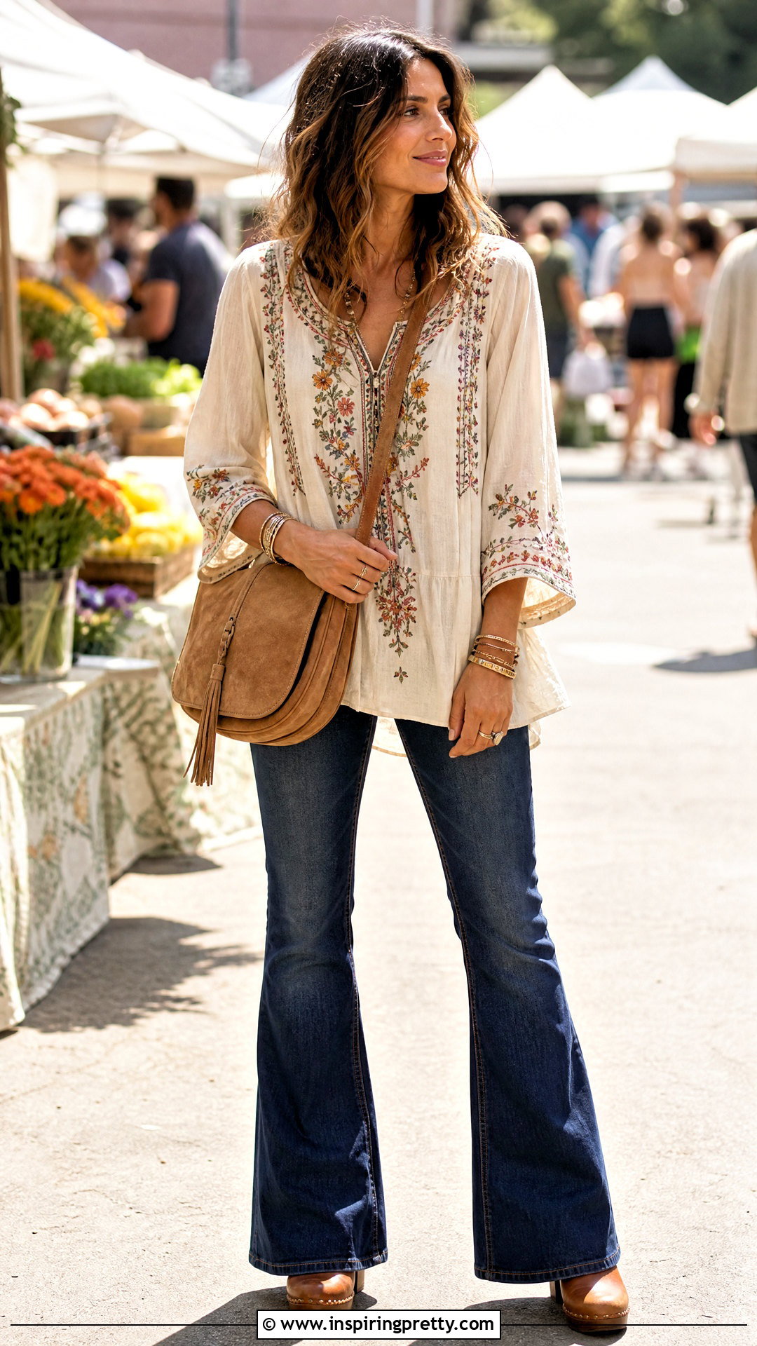 Embroidered Tunic Top With Flare Jeans - 20 Chic Tunic Tops outfit ideas