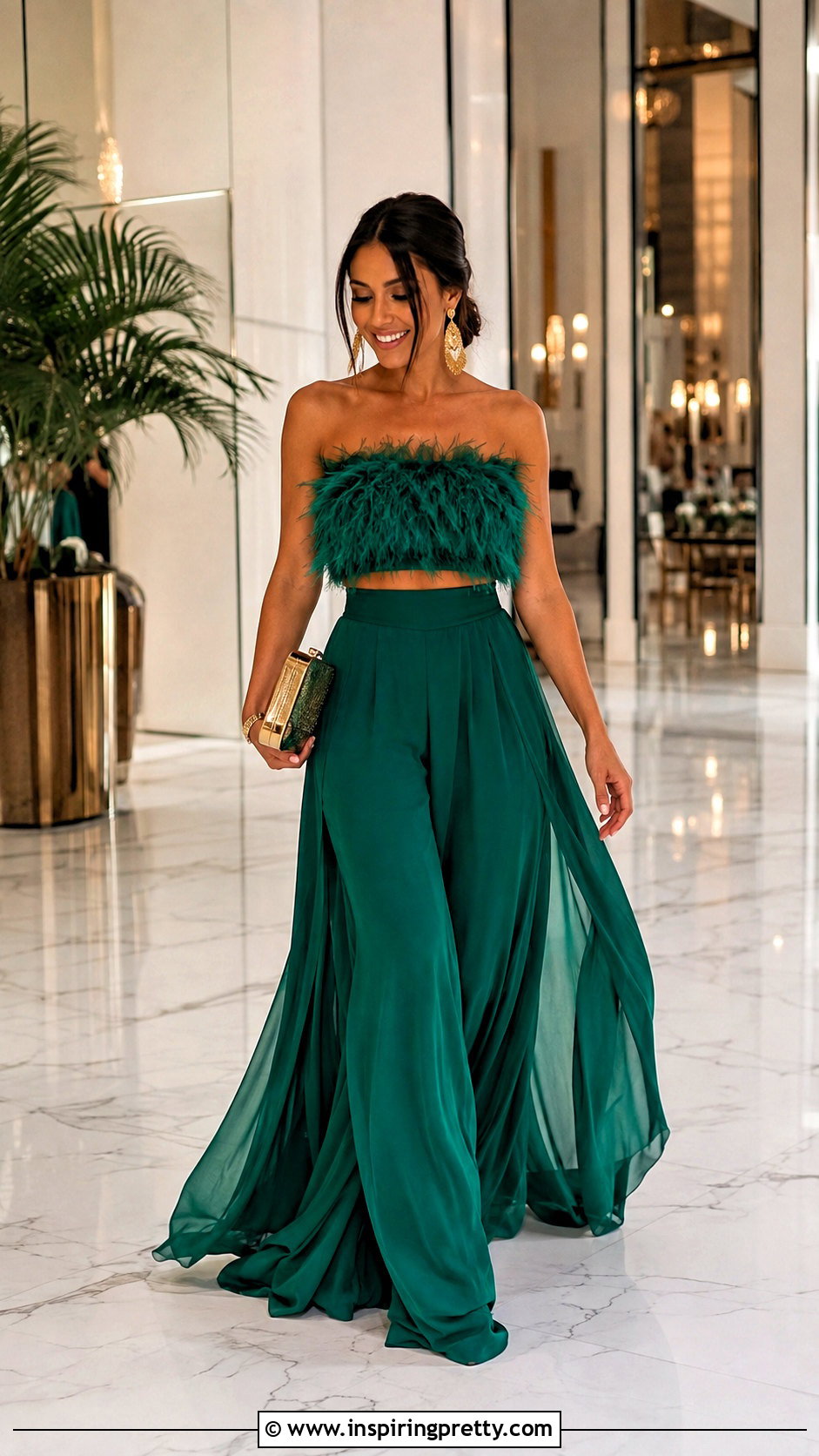 Feather Bandeau Top With Palazzo Pants - 25 feather bandeau top outfit ideas