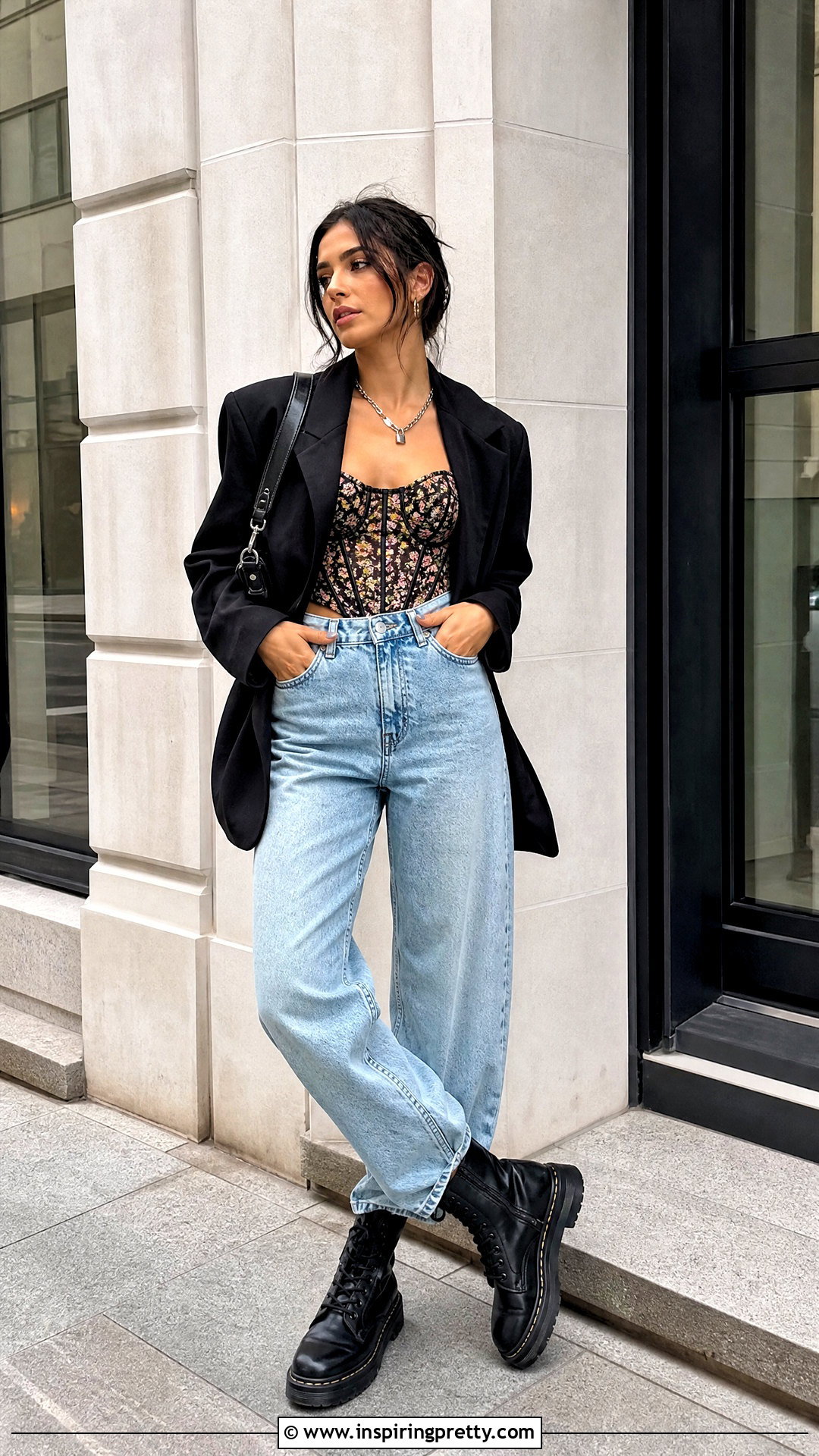Floral Corset Top With Baggy Jeans And Combat Boots - 20 floral top with jeans and boots