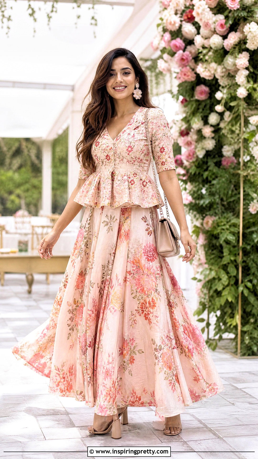 Floral Saree Skirt And Peplum Crop Top - 25 skirt and crop top from old saree ideas