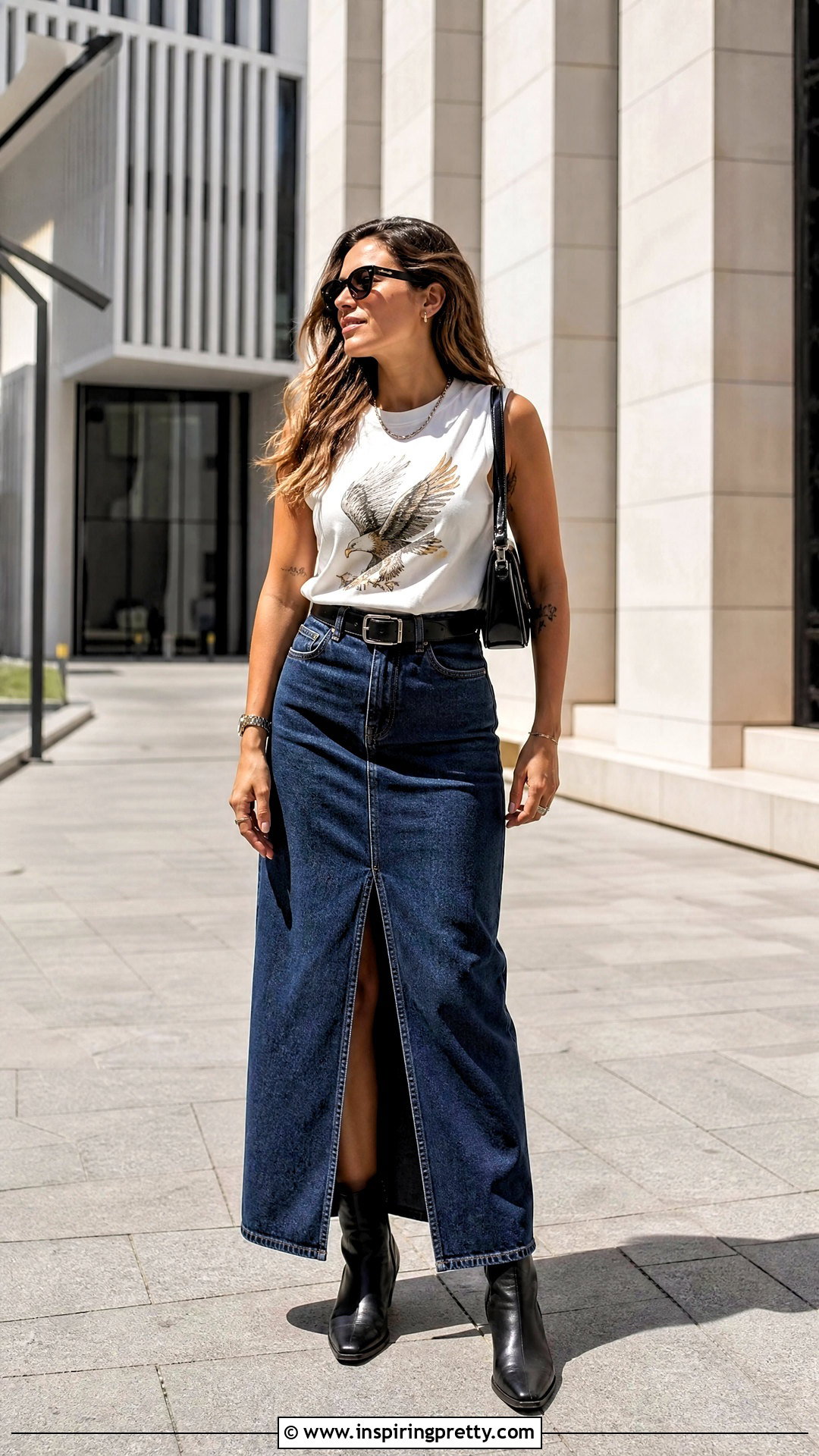 Graphic Tank Top With Denim Maxi Skirt - 50 graphic tank tops outfit ideas