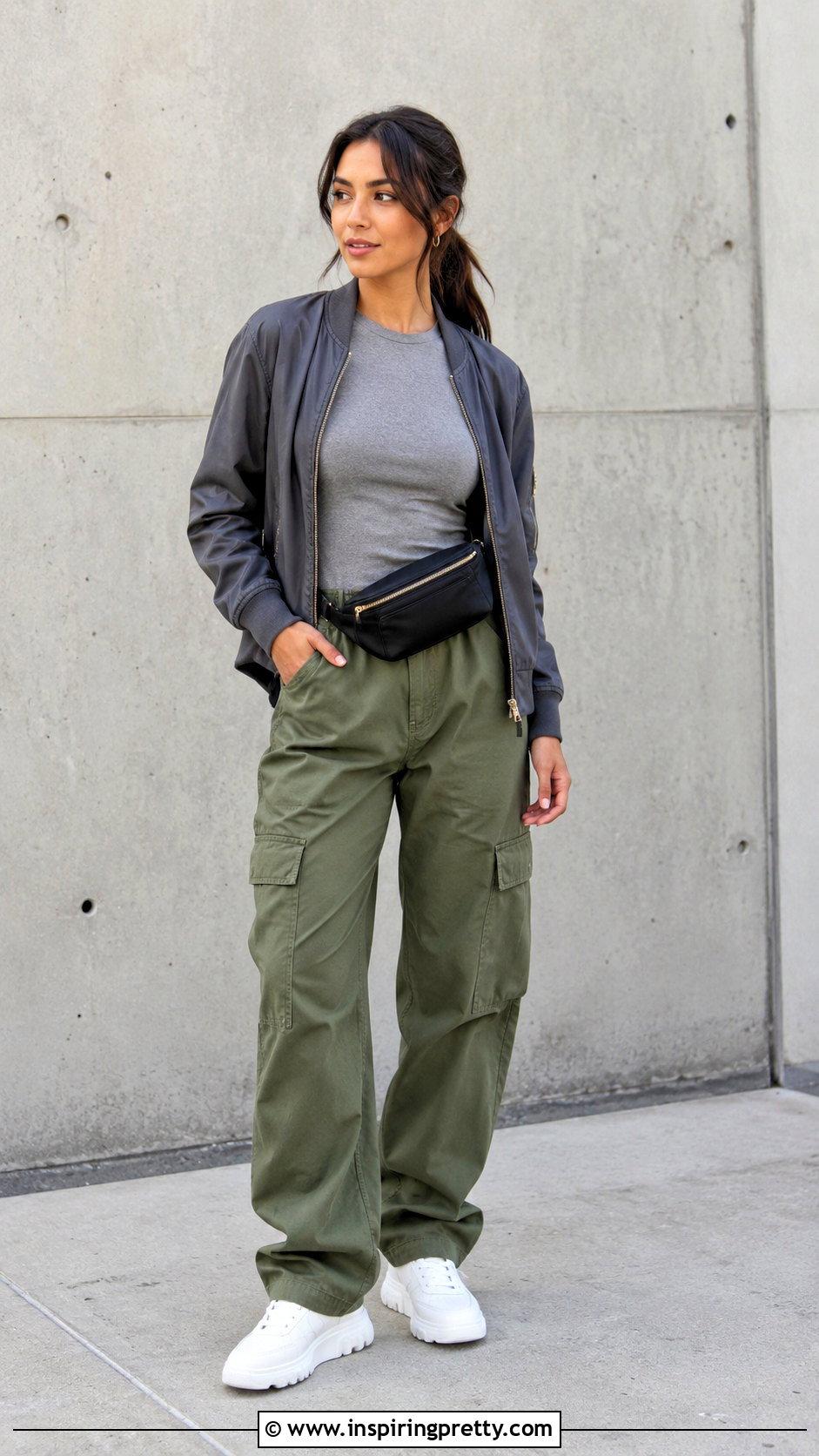 Gray T Shirt With Cargo Pants - 50 gray top outfit ideas