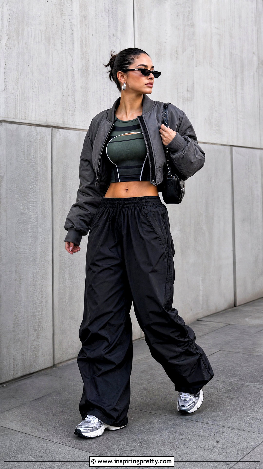 Green And Black Crop Top With Parachute Pants - 25 Green And Black Crop Top outfit ideas