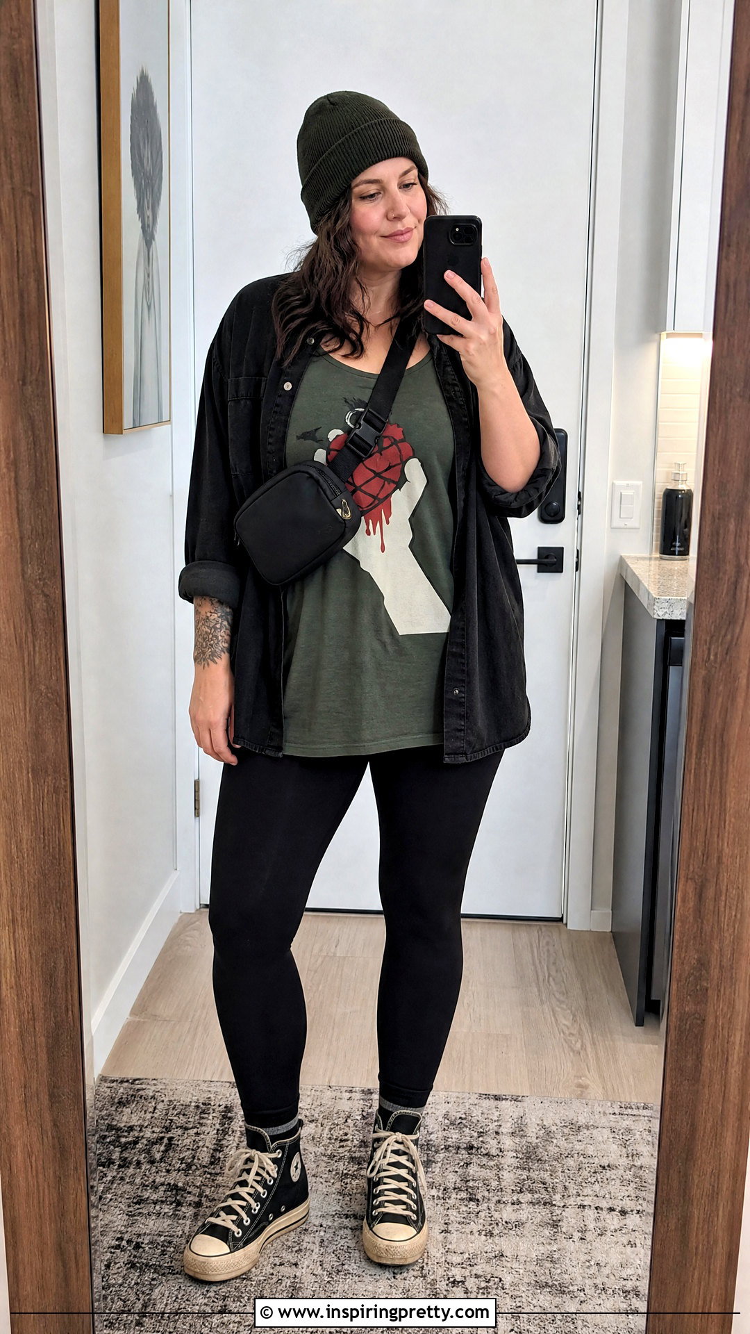 Green Day Tank Top With Black Leggings - 25 green day tank top outfit ideas