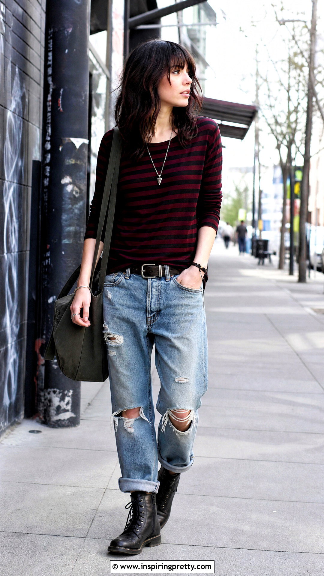Grunge Striped Top With Ripped Jeans - 50 cute aesthetic tops outfit ideas