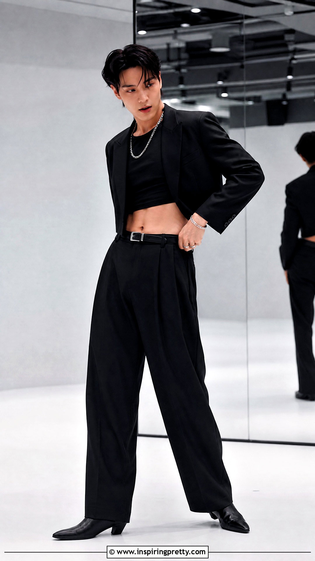Kai Black Crop Top Outfit - 25 male kpop idols in crop tops outfit ideas