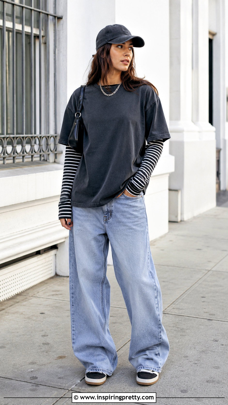 Layered Long Sleeve Top With Baggy Jeans - 20 comfy long sleeve tops outfit ideas