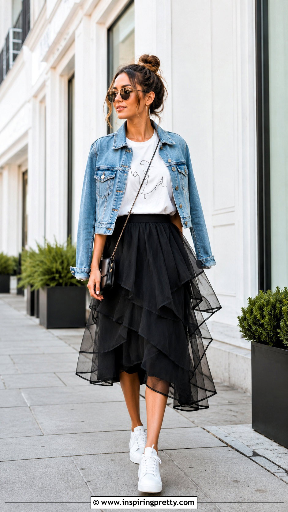 Layered Organza Skirt With Graphic Tee - 20 organza skirt and top outfit ideas