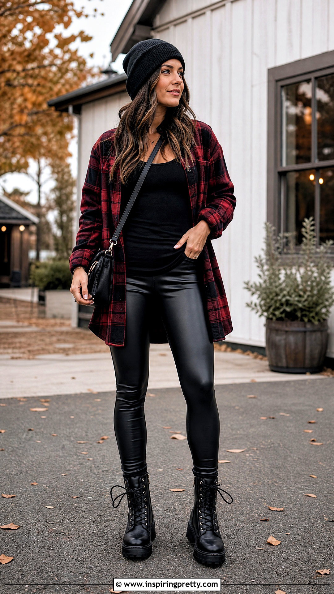 Leather Leggings With A Plaid Flannel Shirt - 25 Tops For Leather Leggings