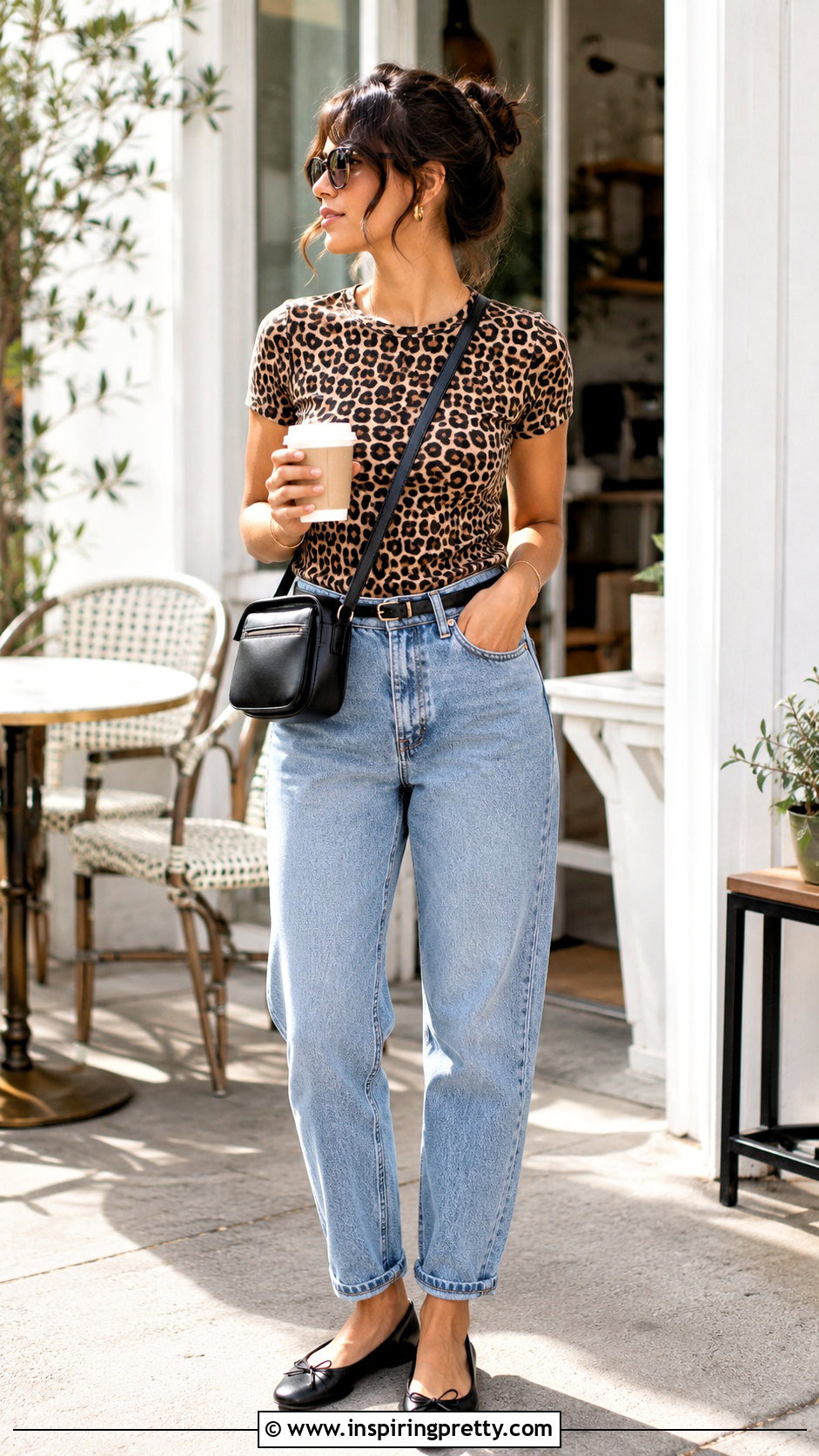 Leopard Print Top With Mom Jeans - 50 leopard print top outfit ideas