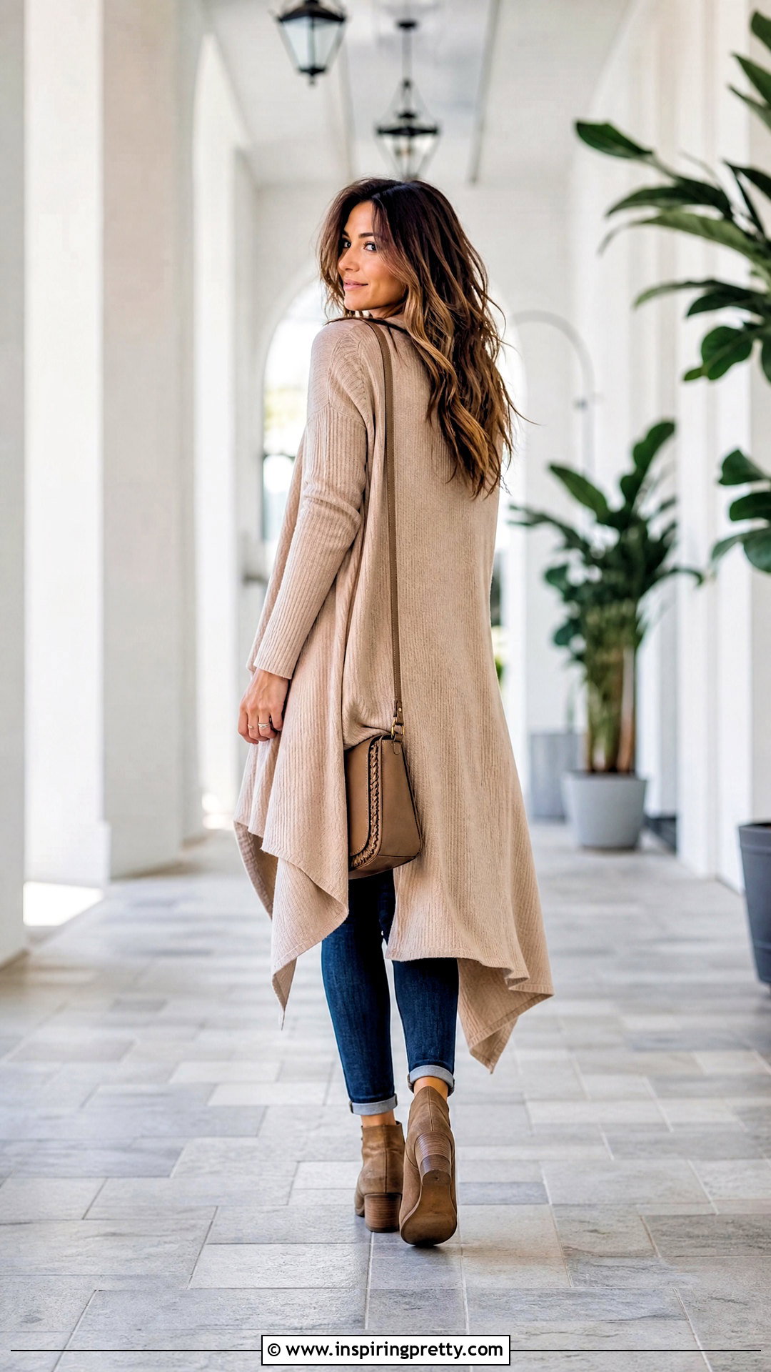Long Cardigan And Skinny Jeans Walking Away Pose - 50 Poses In Jeans Top Aesthetic Ideas