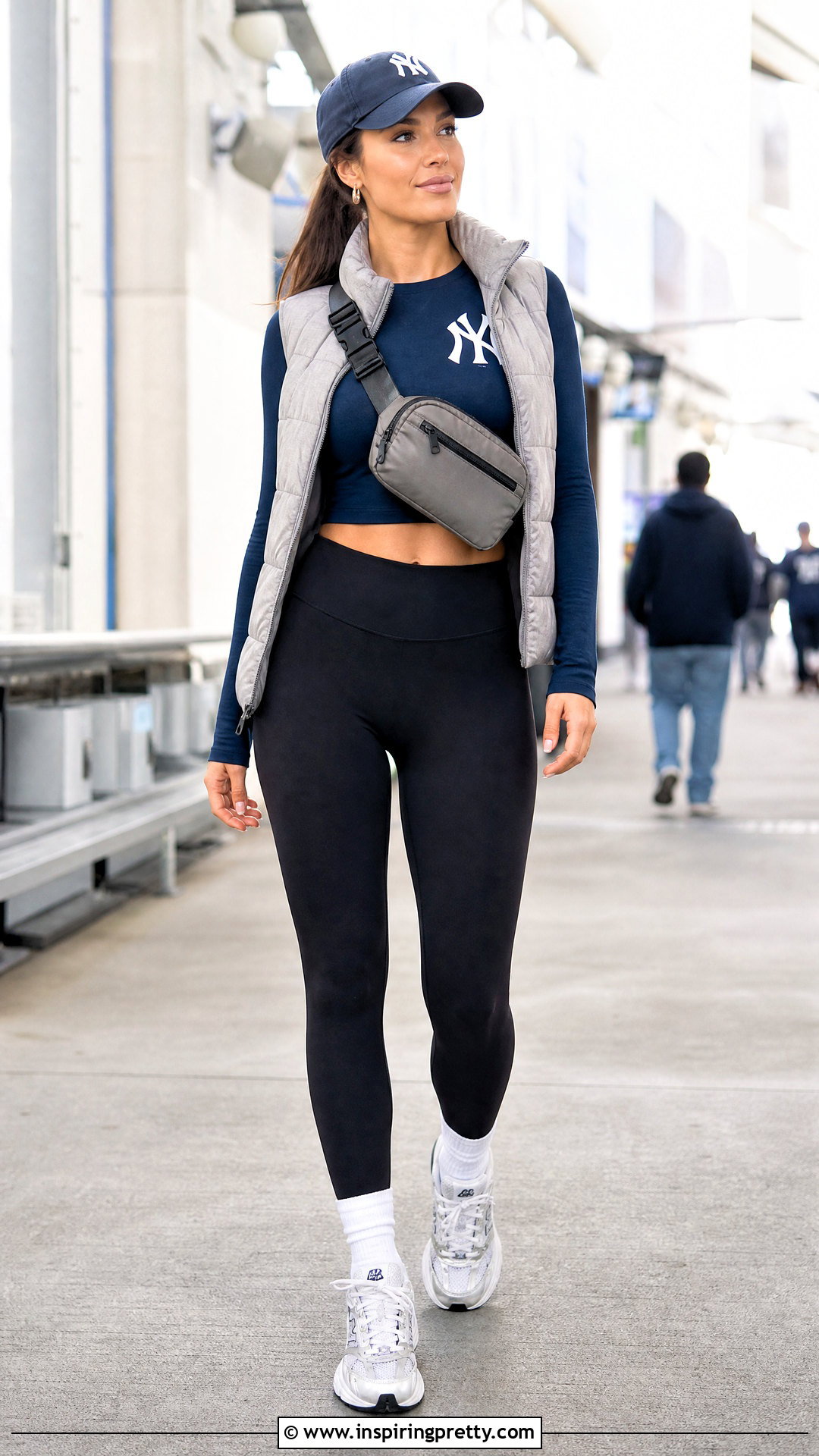 Long Sleeve Yankees Crop Top With Leggings - 20 new york yankees crop tops