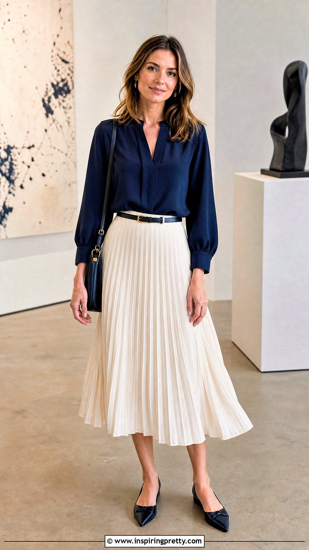 Loose Blouse And Pleated Skirt Outfit - 50 loose top outfit ideas