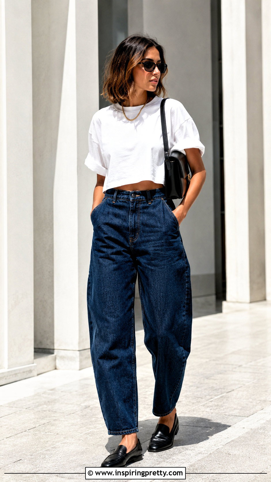 Loose Crop Top With Barrel Jeans - 50 loose crop top outfit ideas