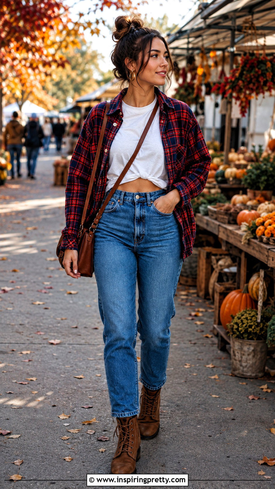 Loose Crop Top With Flannel Shirt And Jeans - 50 loose crop top outfit ideas