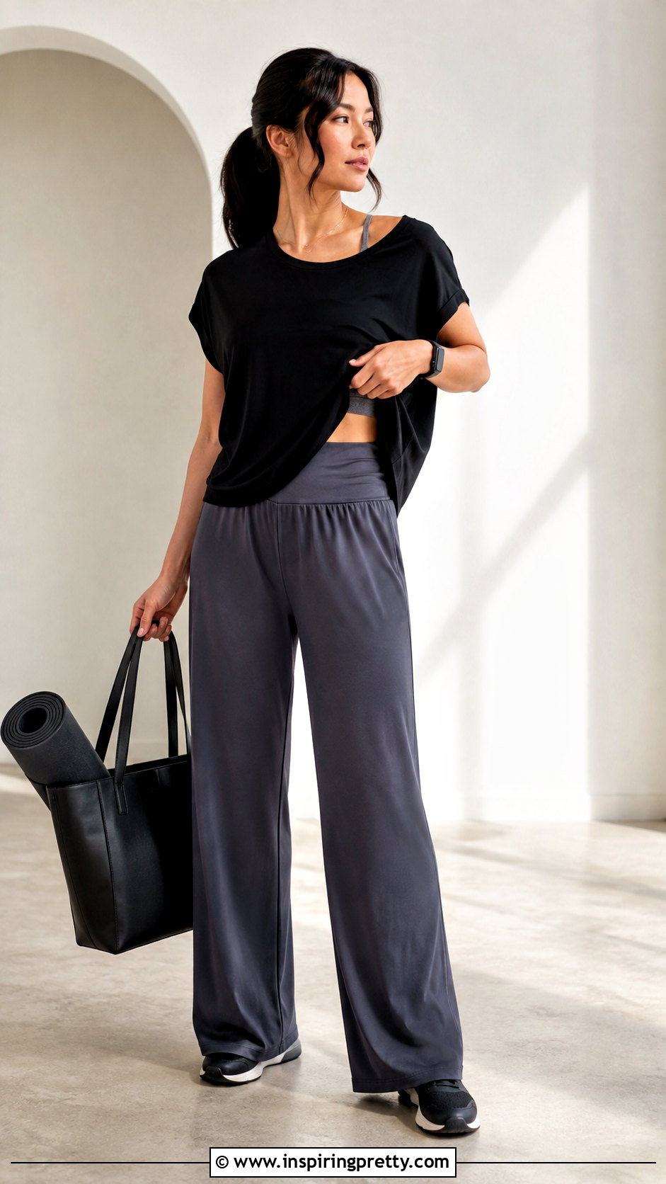 Loose Gym Top With Wide Leg Workout Pants - 25 Loose Gym Tops outfit ideas