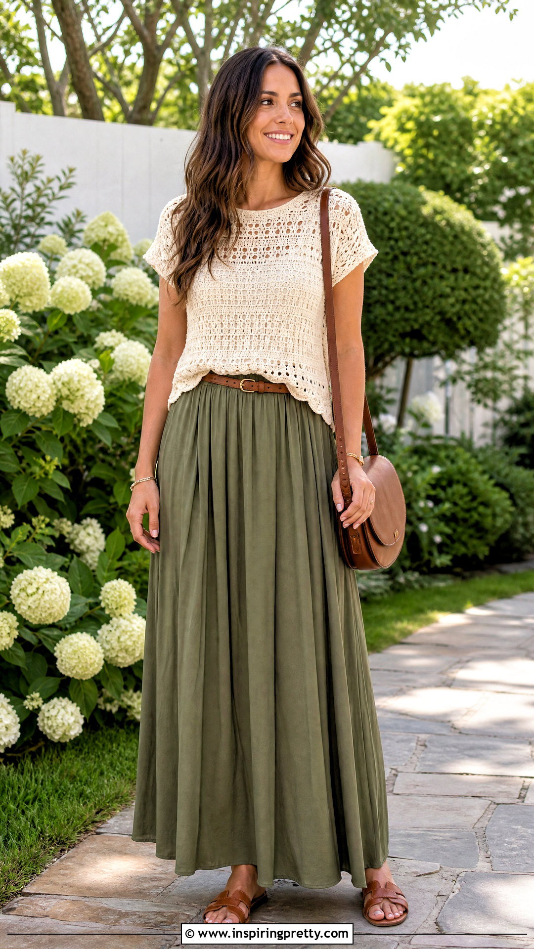 Modest Crochet Top And Maxi Skirt - 50 simple crochet tops outfit ideas