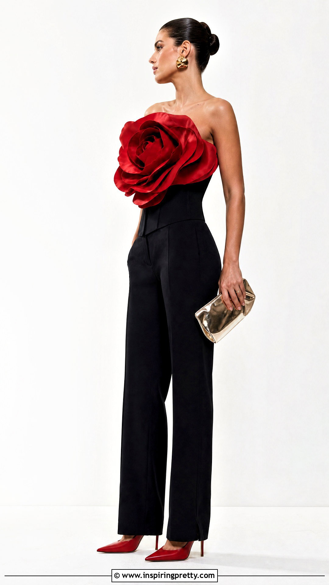 Oversized Rose Flower Top With Black Trousers - 50 flower top photoshoot ideas