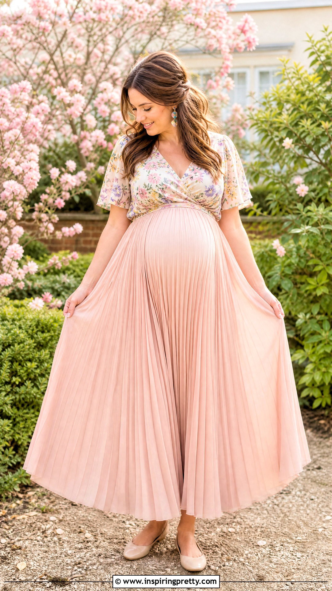 Pastel Flower Top With Pleated Maxi Skirt - 20 maternity flower top photoshoot ideas